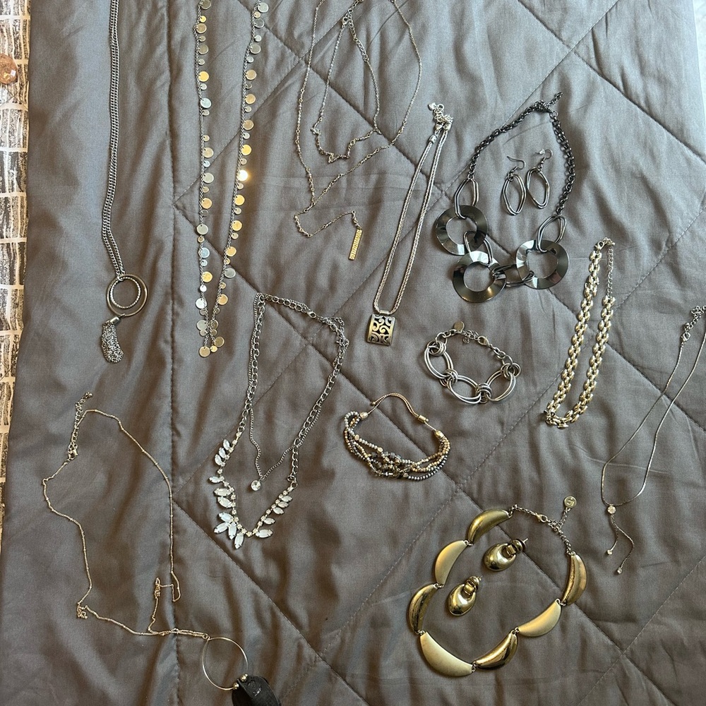 Elegant Silver and Gold Jewelry Set